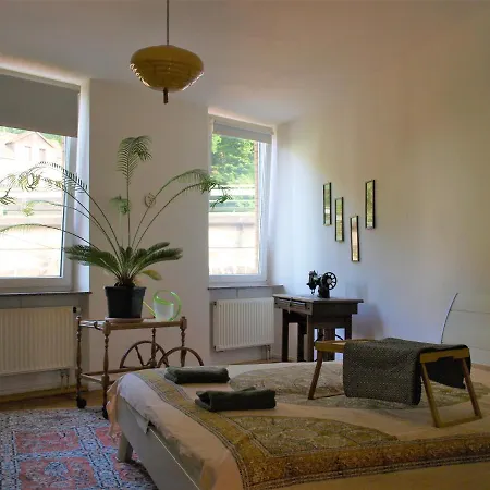 Vintage-altbauwohnung, Smarttv & Kaffeevollautomat Apartment Idar-Oberstein